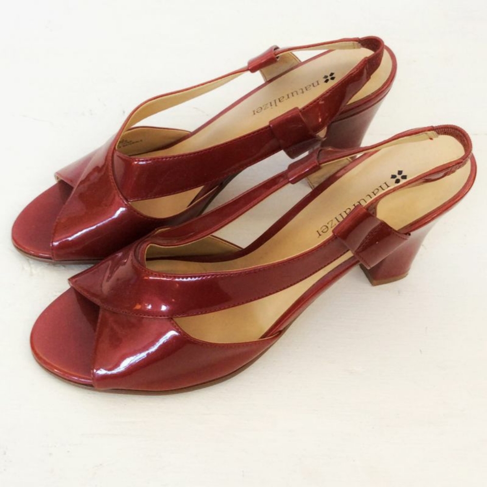 Vintage Ruby Red Naturalizer Heels 6.5